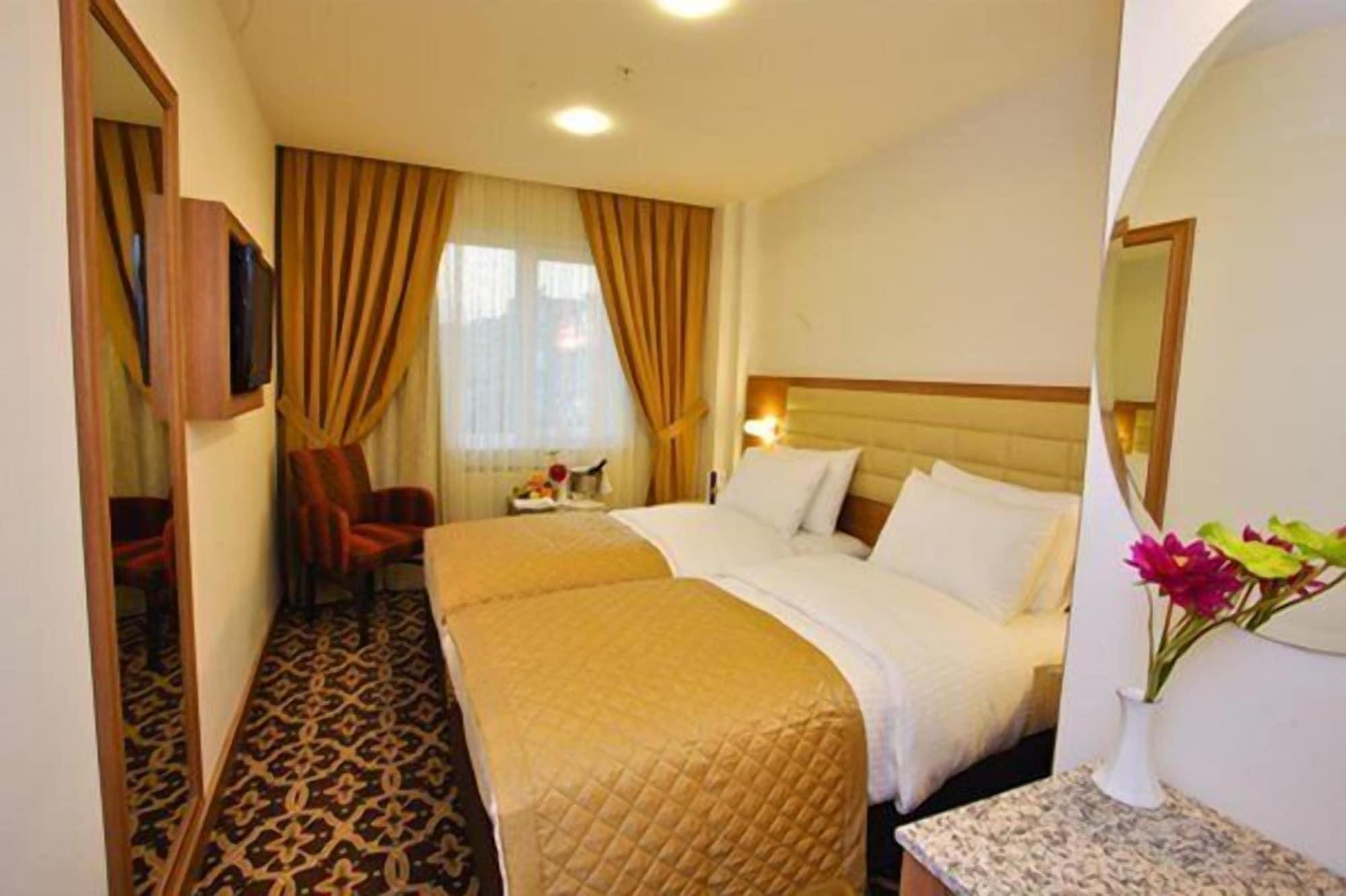 The City Hotel Стамбул Экстерьер фото