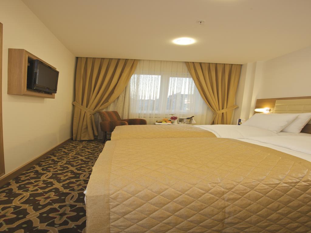 The City Hotel Стамбул Экстерьер фото