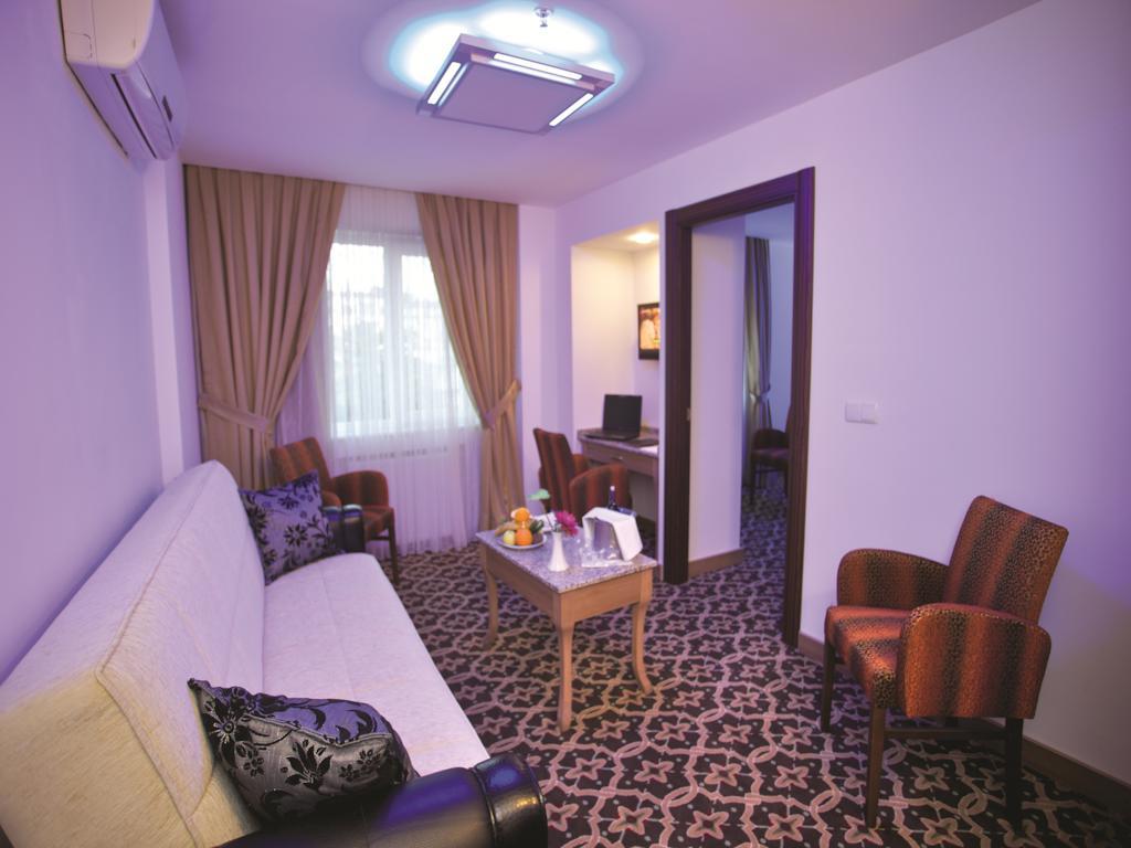 The City Hotel Стамбул Экстерьер фото